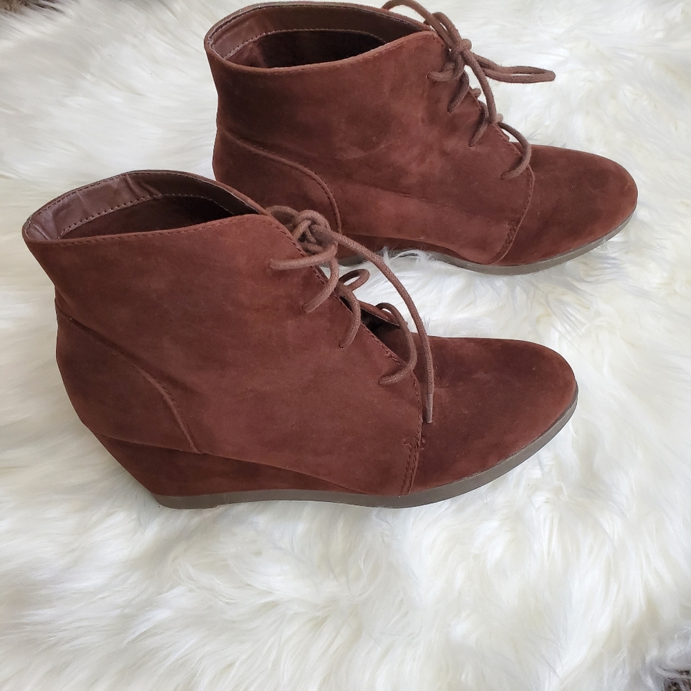 Madden Girl Doman Suede Wedge Booties - Picture 10 of 11